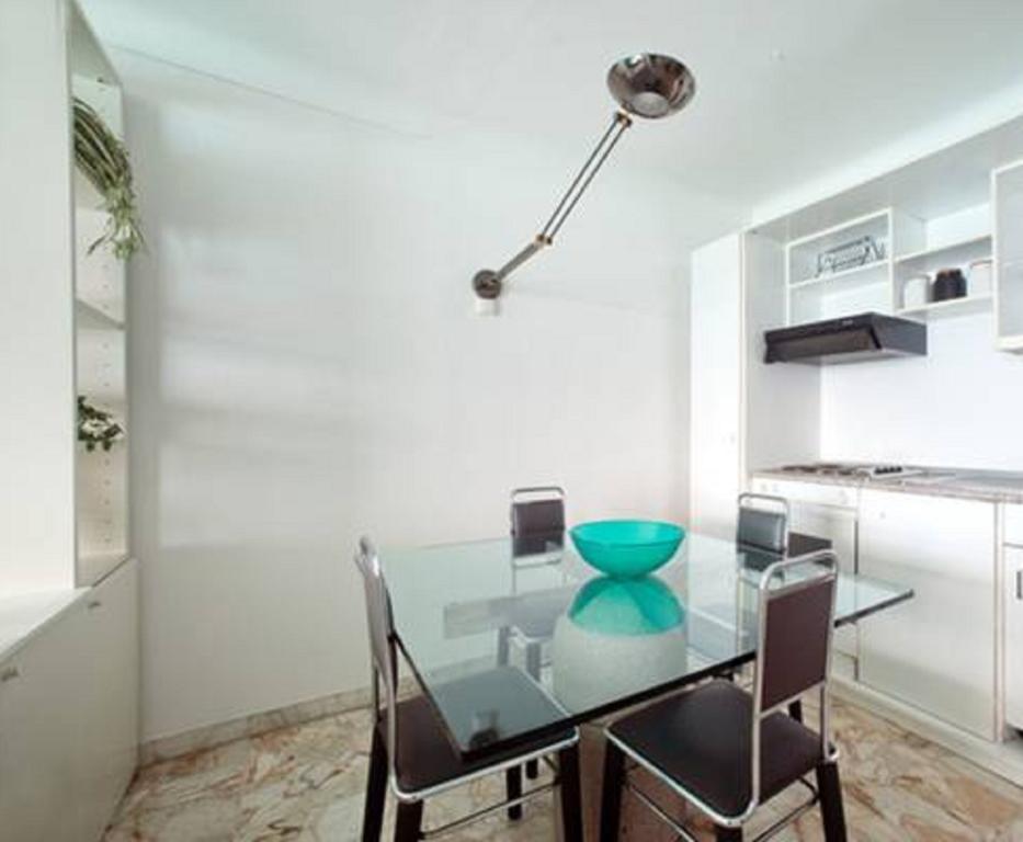 Flat Rossi Apartment ม็องตง ห้อง รูปภาพ
